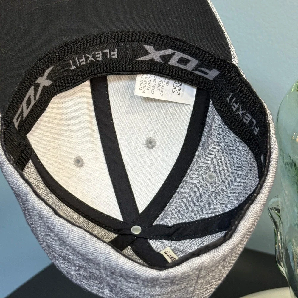 Fox Racing Kids Hat‎ Grey Herringbone Black Rubber Logo Y2K Youth Baseball Cap